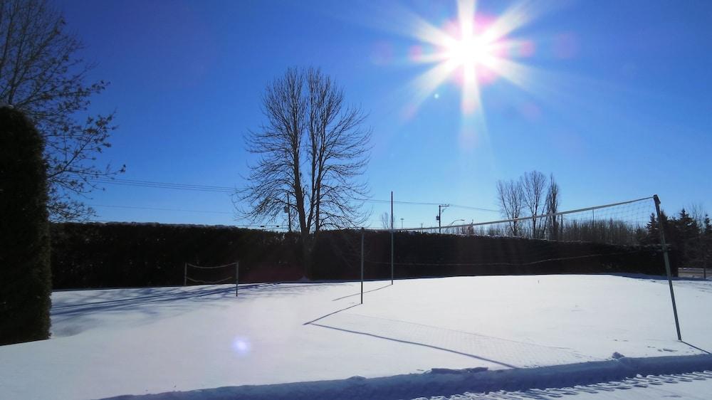 Auberge Godefroy Becancour Экстерьер фото