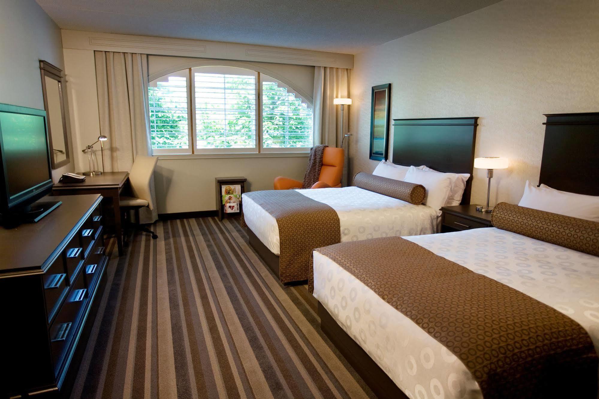 Auberge Godefroy Becancour Экстерьер фото