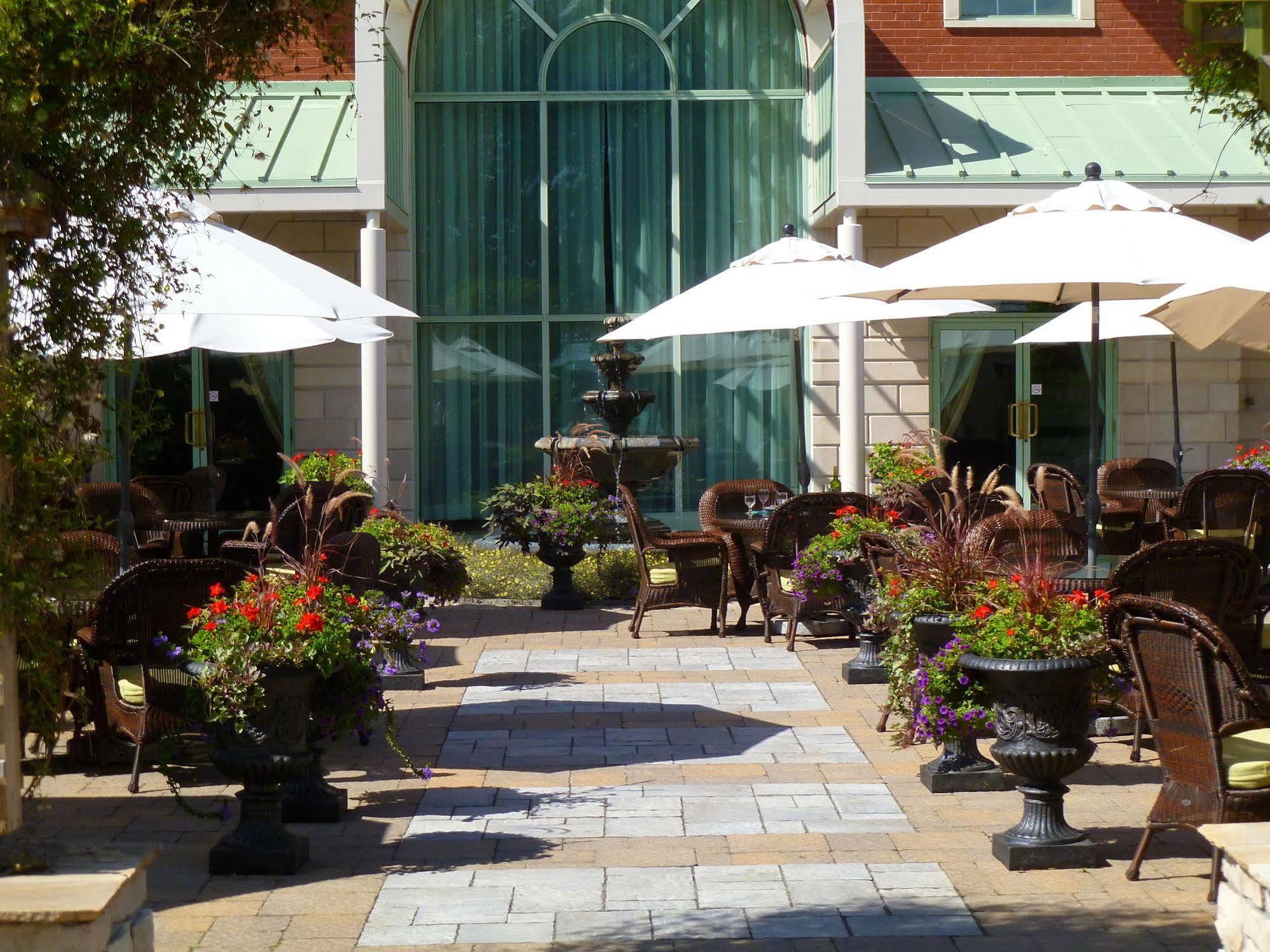 Auberge Godefroy Becancour Экстерьер фото